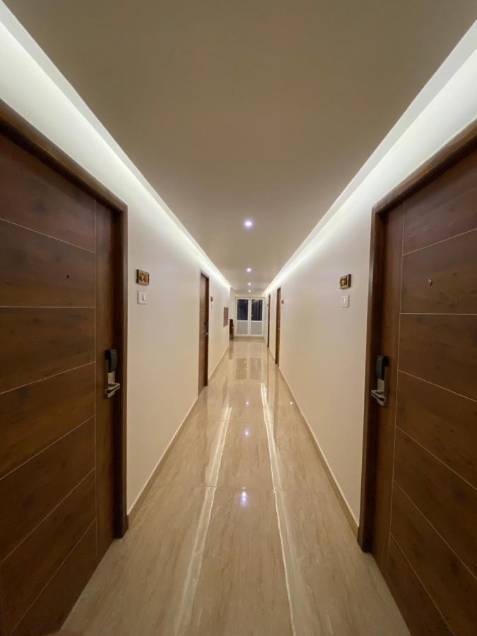 תני Le Shiv Executive Suite מראה חיצוני תמונה
