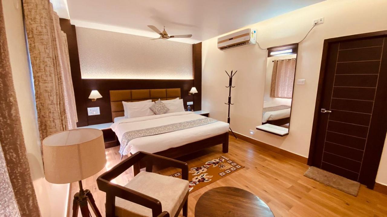 תני Le Shiv Executive Suite מראה חיצוני תמונה