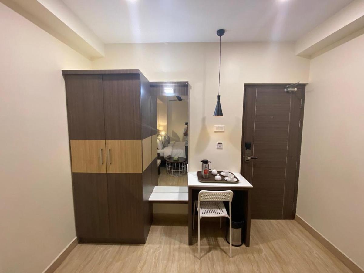 תני Le Shiv Executive Suite מראה חיצוני תמונה
