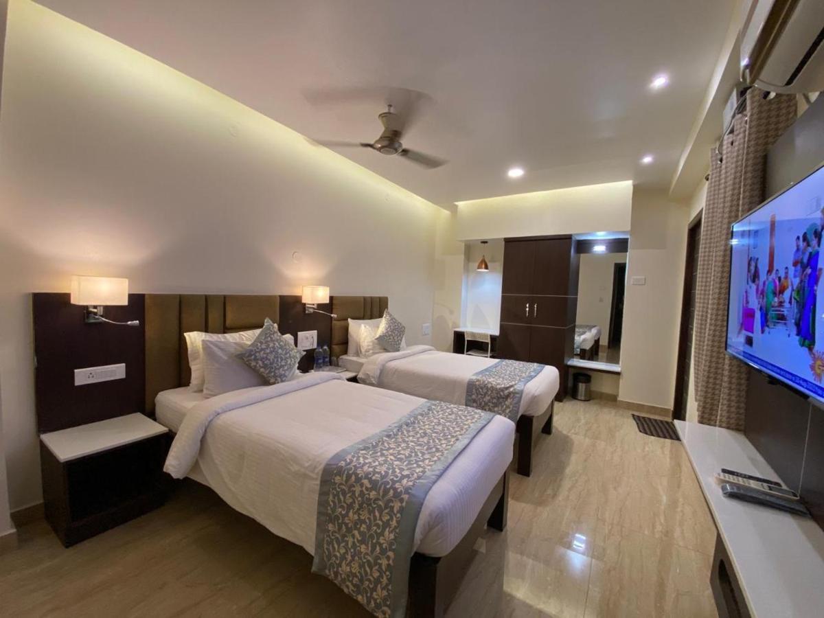 תני Le Shiv Executive Suite מראה חיצוני תמונה