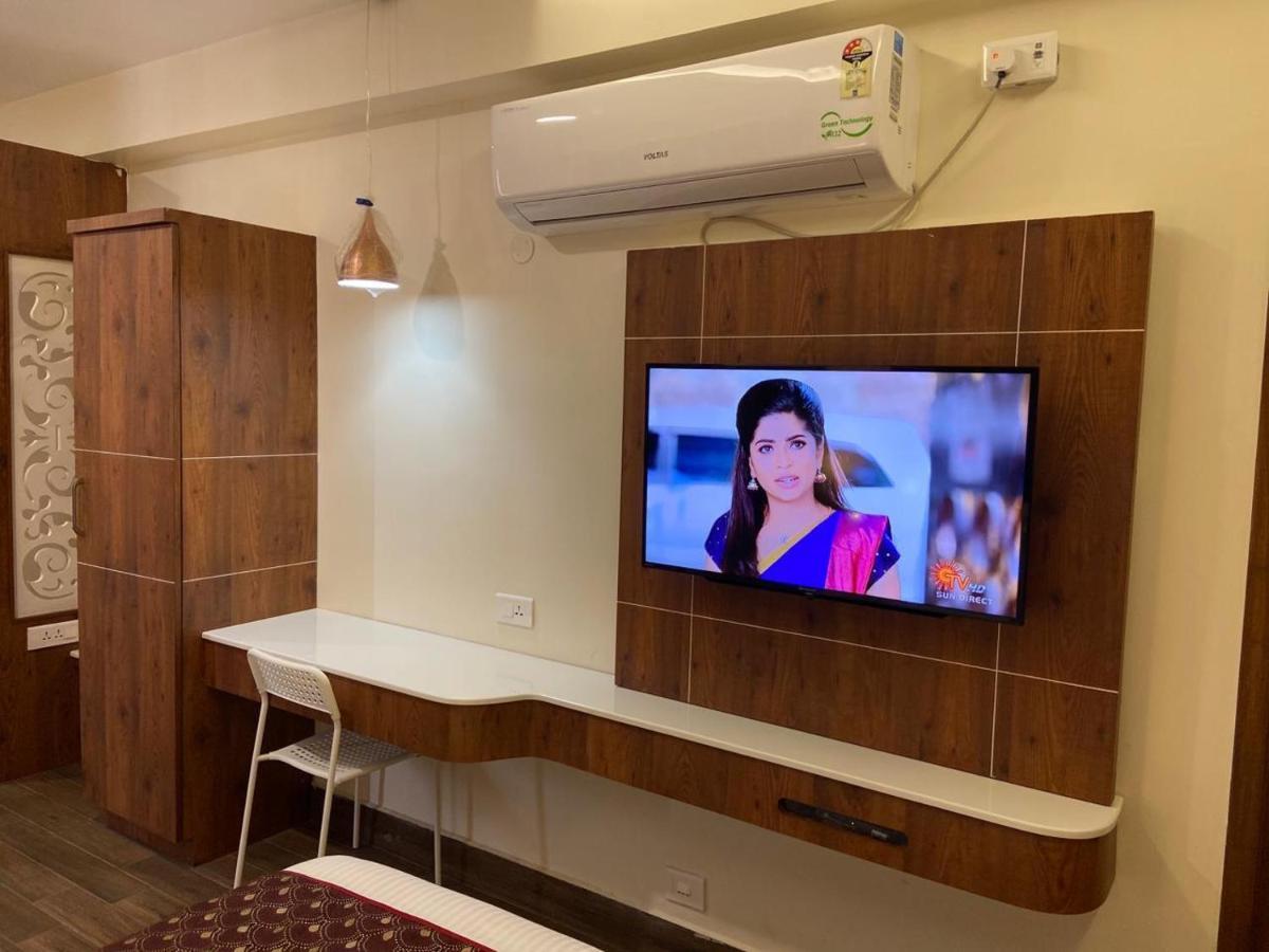 תני Le Shiv Executive Suite מראה חיצוני תמונה